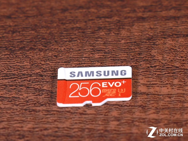 小尺寸大容量  三星全新256G閃存卡首測(cè) 