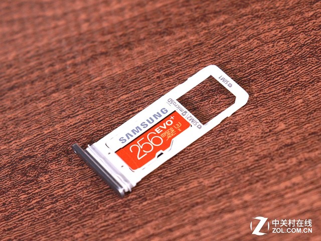 小尺寸大容量  三星全新256G閃存卡首測(cè) 